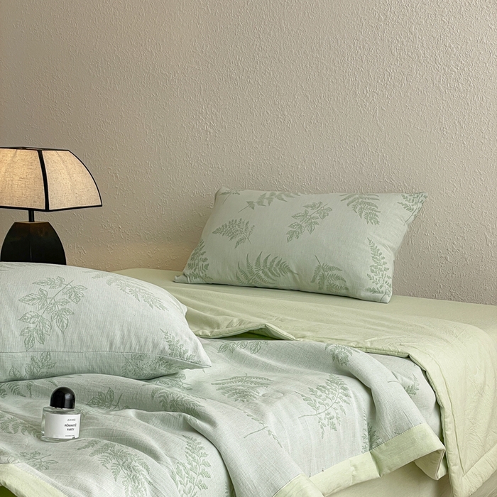 91家纺网 家纺一手货源 找家纺 吾诺 2025 全棉色织提花三层纱夏被四件套全棉夏被大豆夏被夏凉被空调被子被芯 花影-绿