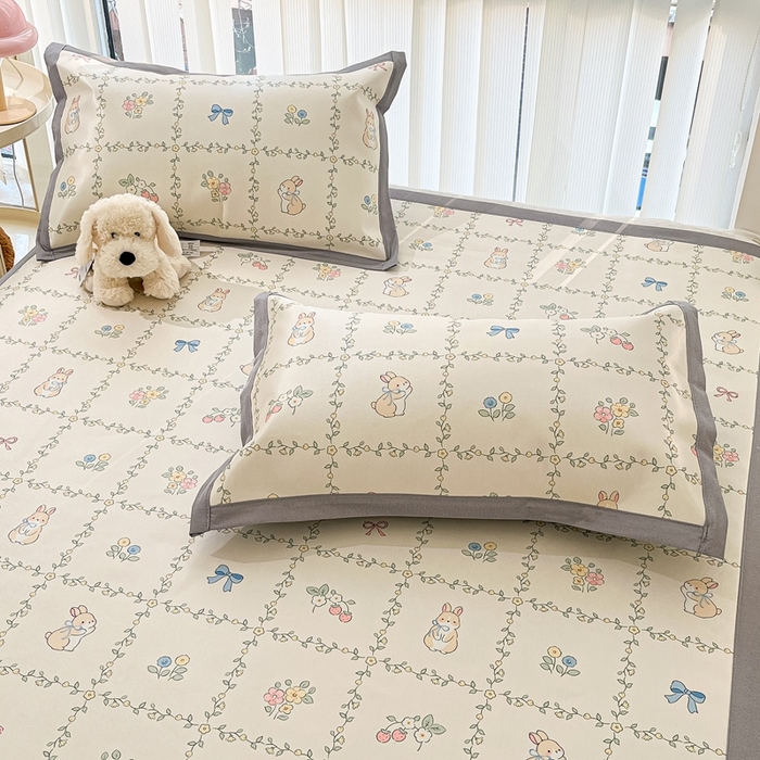 91家纺网 家纺一手货源 找家纺 川悦生活 2025新款600D立体宽边冰丝印花凉席 格调小兔