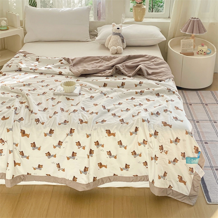 91家纺网 家纺一手货源 找家纺 梵蒂莎 2025云朵棉棉花夏被快乐小狗