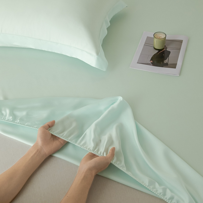 91家纺网 家纺一手货源 找家纺 涵宸2025新款天丝-天丝棉-纯色单床笠-场景1 床笠-空绿