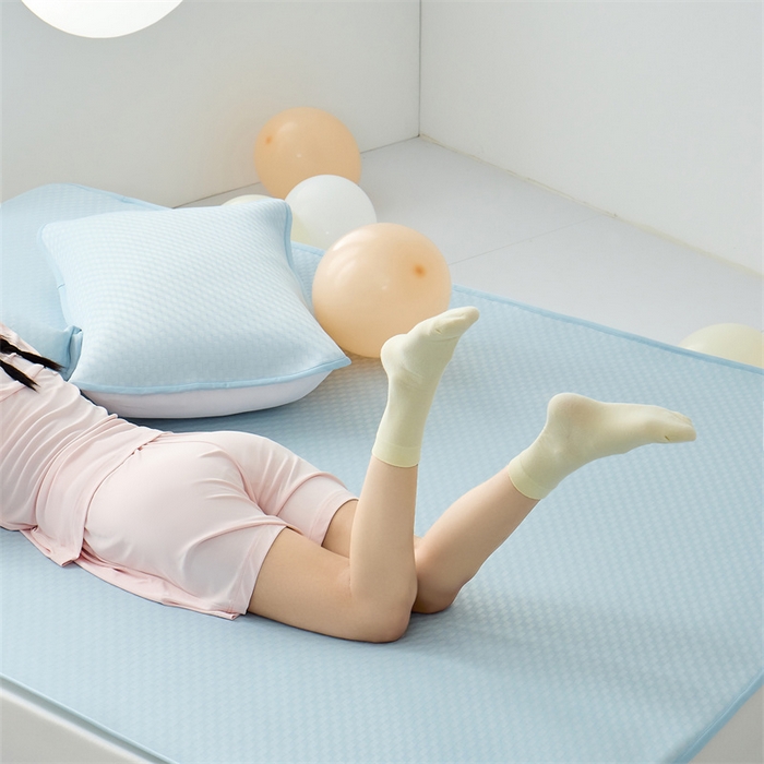 91家纺网 家纺一手货源 找家纺 （总）凌云家纺 2025年爆款新品100%锦纶冰丝凉感三明治凉席