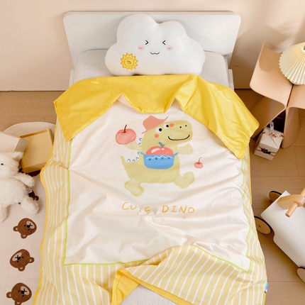 91家纺网 家纺一手货源 找家纺 御棉坊 2025新款60长绒棉数码印花夏被夏凉被空调被 苹果恐龙