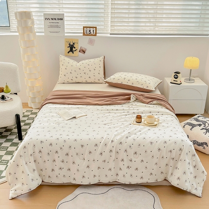 91家纺网 家纺一手货源 找家纺 （总）奥汀洛家纺 2025新款小清新针织棉双层纱夏被