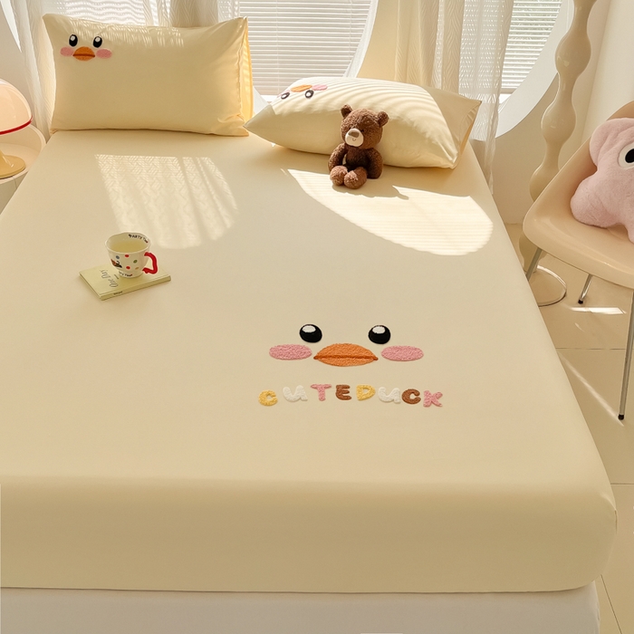 91家纺网 家纺一手货源 找家纺 眠帛家居 2025新款A类水洗棉卡通毛巾绣单床笠 鸭鸭