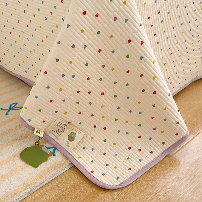 91家纺网 家纺一手货源 找家纺 赫梵茜 2025新款有氧针织双层纱单床盖床盖三件套床盖四件套 彩色心心