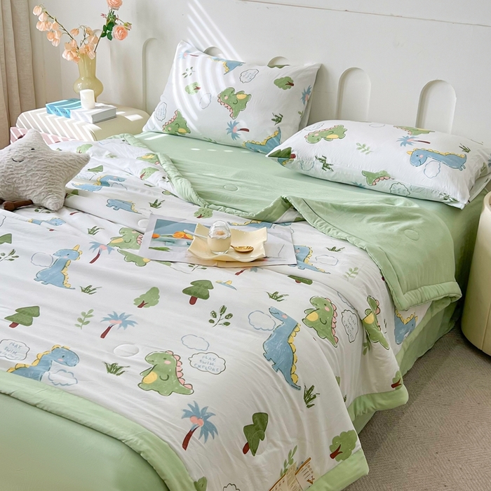 91家纺网 家纺一手货源 找家纺 爱屋及屋2025新款棉花夏被 绿色恐龙