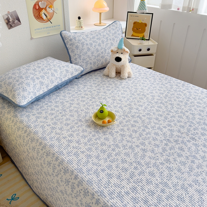 91家纺网 家纺一手货源 找家纺 赫梵茜 2025新款有氧针织双层纱单床盖床盖三件套床盖四件套 萱花-兰