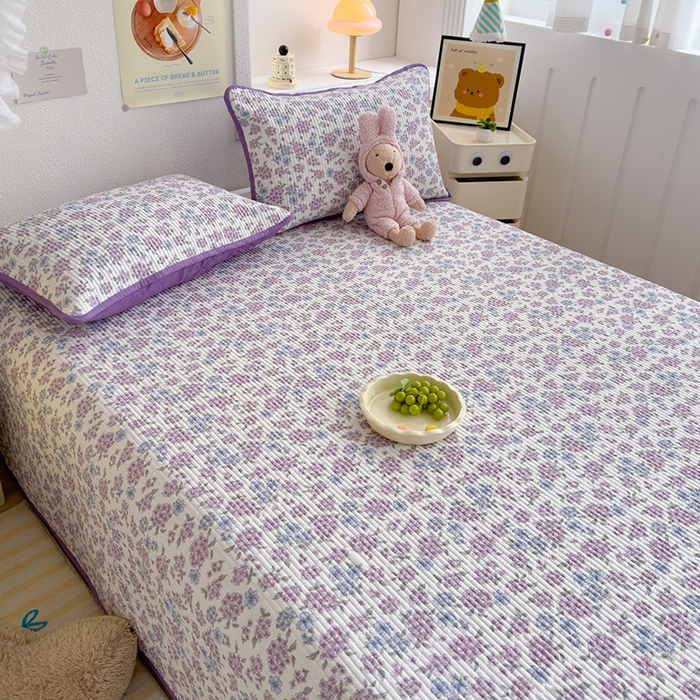 91家纺网 家纺一手货源 找家纺 赫梵茜 2025新款有氧针织双层纱单床盖床盖三件套床盖四件套 紫藤花开