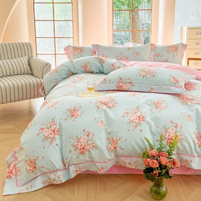 91家纺网 家纺一手货源 找家纺 7V 2025新款轻奢大宽边100%纯棉四件套133*76全棉喷气宽幅长绒棉被套床单床笠套件 花之茵