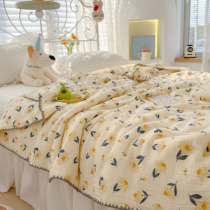 91家纺网 家纺一手货源 找家纺 芯恋 2025新款母婴级全棉皱皱纱儿童被双层纱夏被 花解语