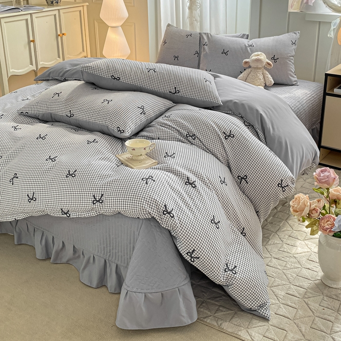 91家纺网 家纺一手货源 找家纺 一比一家纺 2025新款针织双层纱床盖四件套 格韵