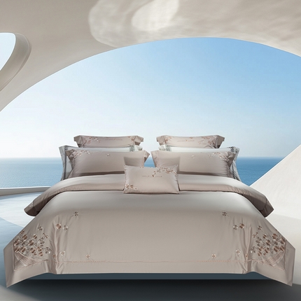 91家纺网 家纺一手货源 找家纺 诗黛尔 2025春夏新品 长绒棉刺绣四件套 安格斯系列 安格斯-香槟金