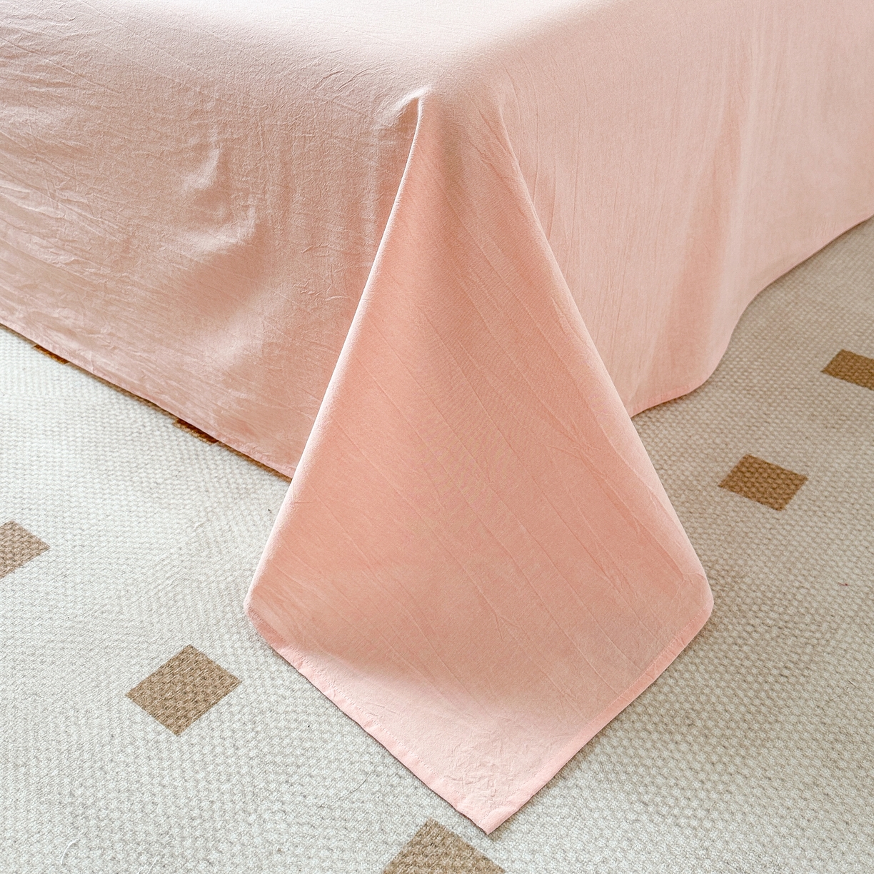 91家纺网 家纺一手货源 找家纺 嘉汀兰家居  2025新款A类母婴级有氧全棉色织水洗棉小清新印花床单单品单床单床单单件 少女粉