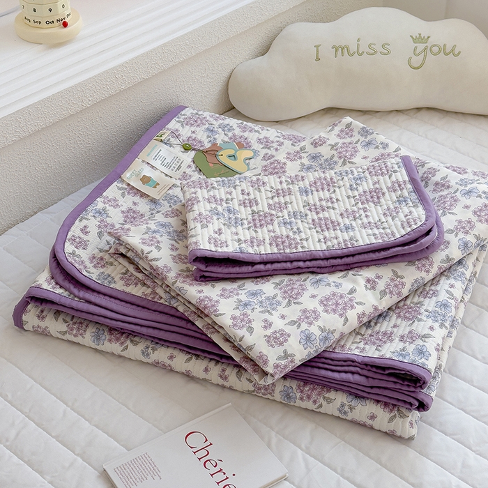 91家纺网 家纺一手货源 找家纺 赫梵茜 2025新款有氧针织双层纱单床盖床盖三件套床盖四件套 紫藤花开