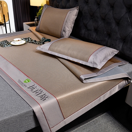 91家纺网 家纺一手货源 找家纺 小牛席业 2025新款A加厚款-可机洗抗菌提花冰丝席凉席藤席冰藤席冰丝席竹席草席空调席乳胶席豆豆席 抗菌席-色织咖色