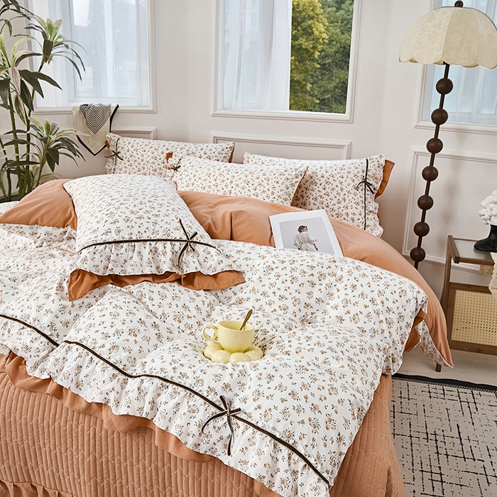 91家纺网 家纺一手货源 找家纺 卡迪亚家纺 2025新款轻氧棉小碎花韩式花边床盖 雅秀