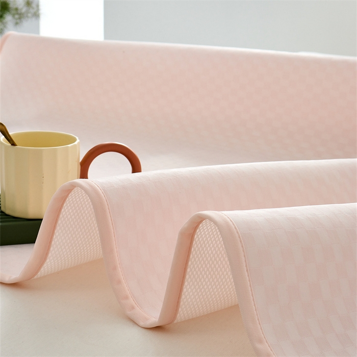 91家纺网 家纺一手货源 找家纺 凌云家纺 2025年爆款新品100%锦纶冰丝凉感三明治凉席 粉色