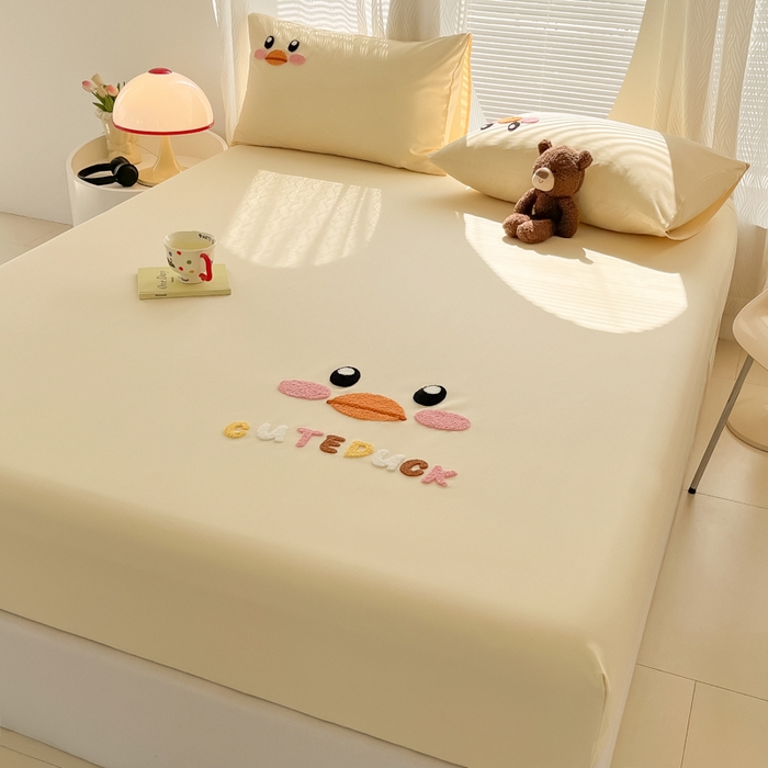 91家纺网 家纺一手货源 找家纺 眠帛家居 2025新款A类水洗棉卡通毛巾绣单床笠 鸭鸭