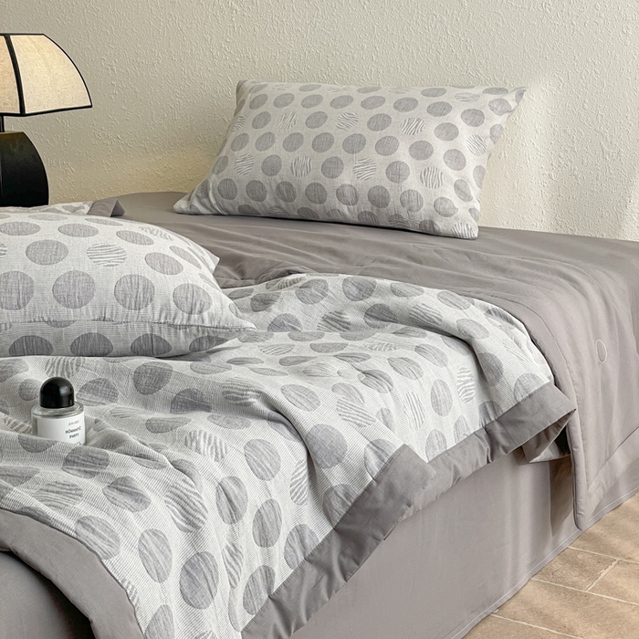 91家纺网 家纺一手货源 找家纺 吾诺 2025 全棉色织提花三层纱夏被四件套全棉夏被大豆夏被夏凉被空调被子被芯 波点-灰