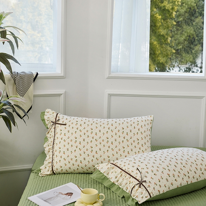 91家纺网 家纺一手货源 找家纺 卡迪亚家纺 2025新款轻氧棉小碎花韩式花边床盖 梵音