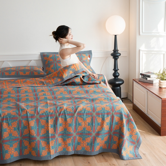 91家纺网 家纺一手货源 找家纺 棠薇家纺 2025新款60S长绒棉纯棉纱布毛巾被 典雅之风