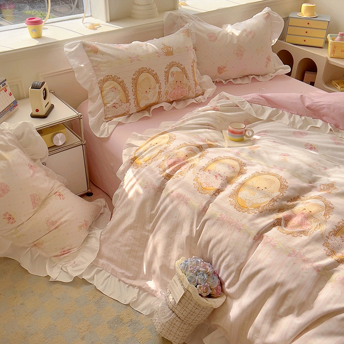 91家纺网 家纺一手货源 找家纺 浩诚 2025新款洛丽塔纯棉花边款四件套 芭蕾小熊-米