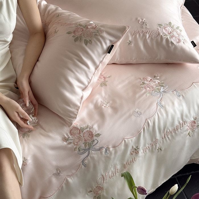 91家纺网 家纺一手货源 找家纺 鹿班家居 2025新款夏季60S莱赛尔刺绣四件套-泡芙发带【标准会员-20元】 泡芙发带-粉色