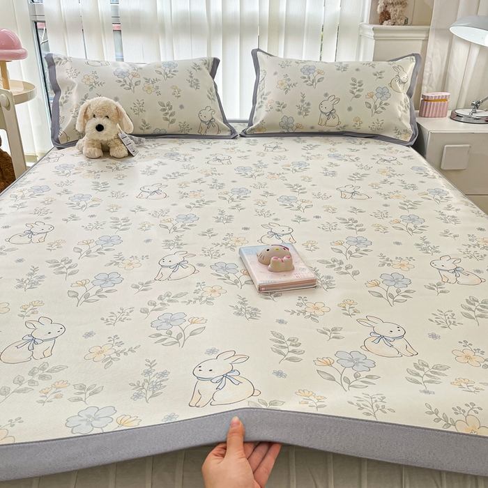 91家纺网 家纺一手货源 找家纺 川悦生活 2025新款600D立体宽边冰丝印花凉席 兰花小园