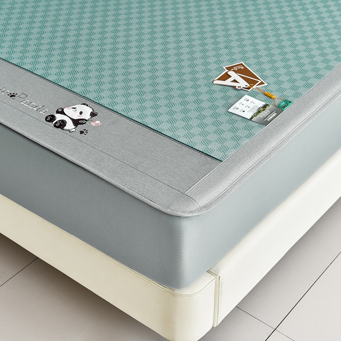 91家纺网 家纺一手货源 找家纺 小牛席业 2025新款棋盘格-熊猫凉感冰丝席系列（床笠款） 绿色