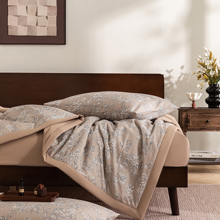 91家纺网 家纺一手货源 找家纺 吾诺 2025 全棉印花单层纱大豆夏被四件套夏凉被空调被子被芯全棉夏被 芬芳