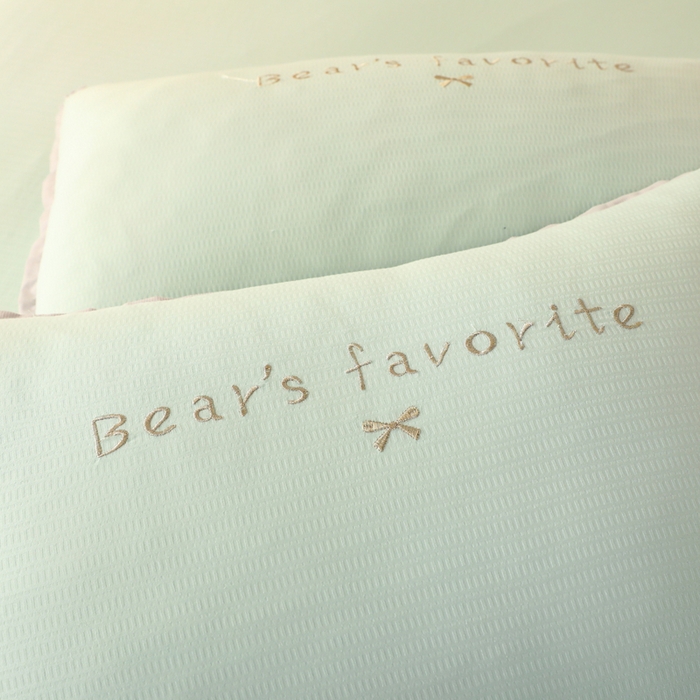 91家纺网 家纺一手货源 找家纺 绒世界 绒世界 2025新款针织棉刺绣加花边小熊系列夏被四件套 小熊-扶风绿