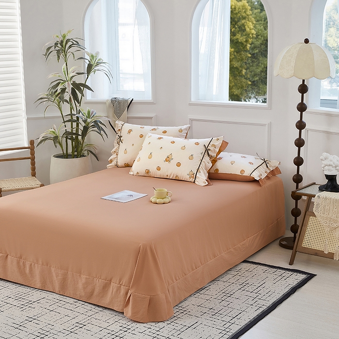 91家纺网 家纺一手货源 找家纺 卡迪亚家纺 2025新款轻氧棉小碎花韩式花边床盖 觅可可