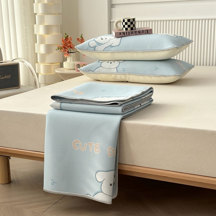 91家纺网 家纺一手货源 找家纺 （总）柏薇 2025新款三明治网眼印花凉席套件