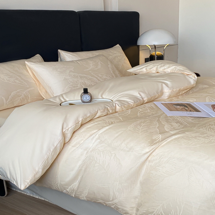 91家纺网 家纺一手货源 找家纺 2025新款60s长绒棉提花四件套 叶繁-奶昔白