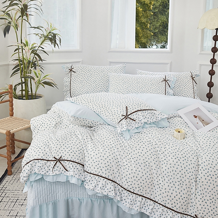 91家纺网 家纺一手货源 找家纺 卡迪亚家纺 2025新款轻氧棉小碎花韩式花边床盖 若兰