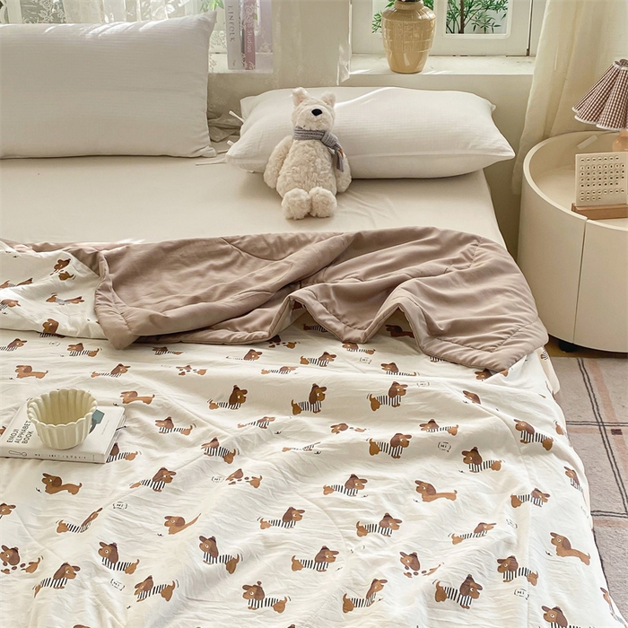 91家纺网 家纺一手货源 找家纺 梵蒂莎 2025云朵棉棉花夏被快乐小狗