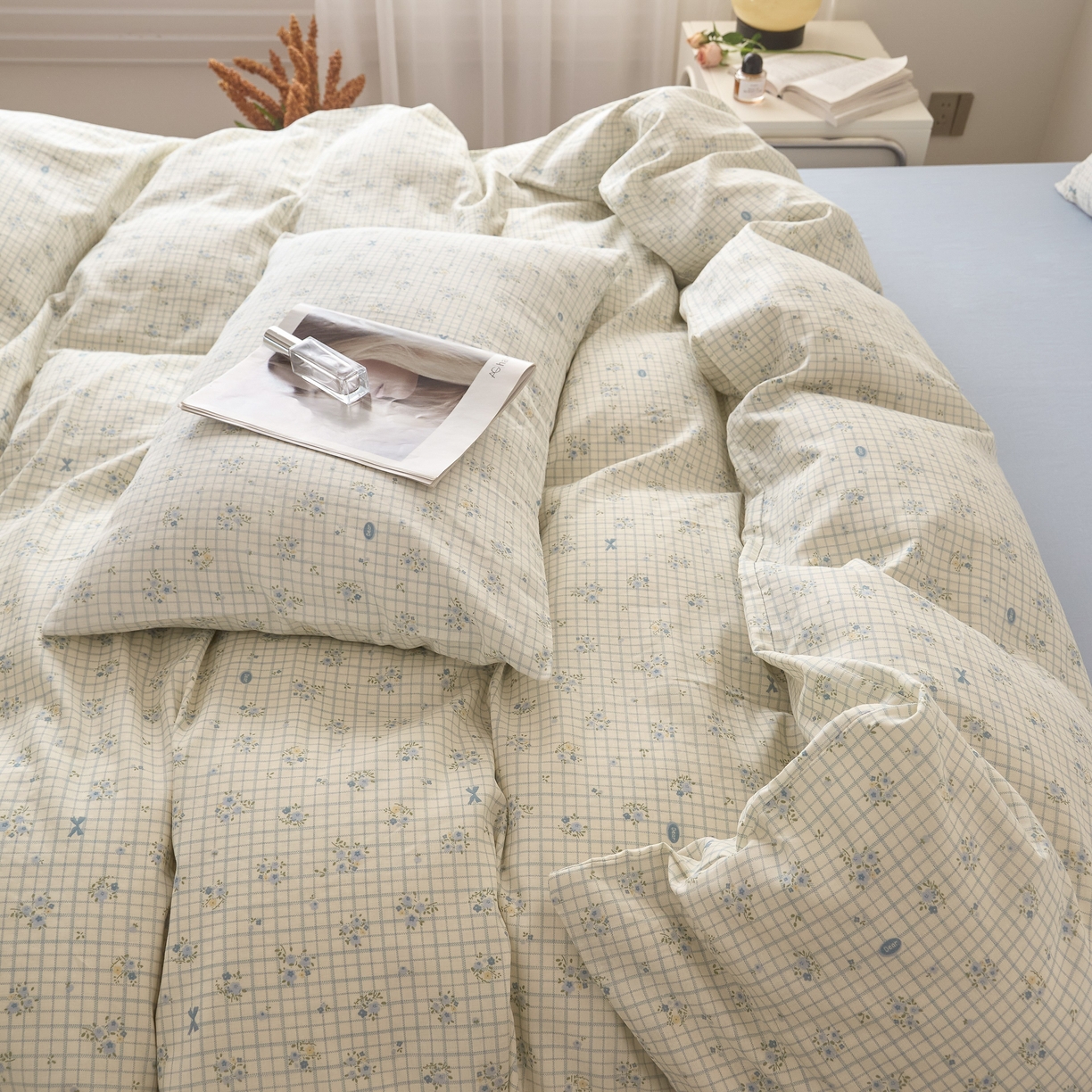 91家纺网 家纺一手货源 找家纺 嘉汀兰家居 2025新款圆角花边款全棉纯棉A类母婴级有氧全棉双层纱亲肤全棉小清新印花四件套 花之恋