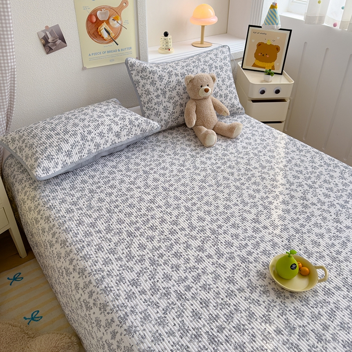 91家纺网 家纺一手货源 找家纺 赫梵茜 2025新款有氧针织双层纱单床盖床盖三件套床盖四件套 萱花 -灰