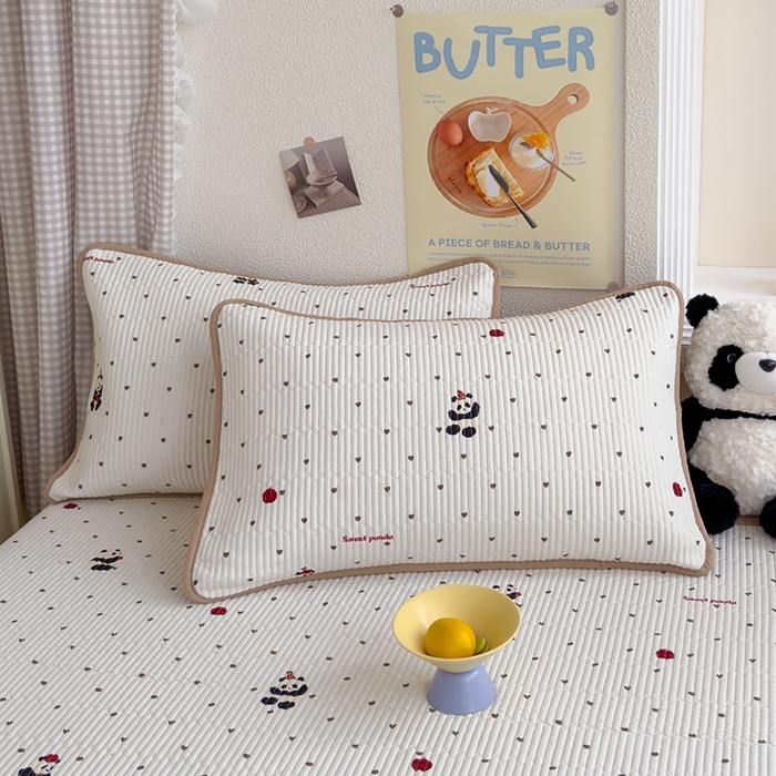 91家纺网 家纺一手货源 找家纺 赫梵茜 2025新款有氧针织双层纱单床盖床盖三件套床盖四件套 熊猫胖胖-白