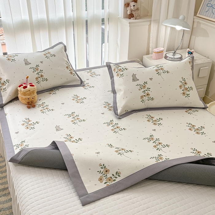 91家纺网 家纺一手货源 找家纺 川悦生活 2025新款600D立体宽边冰丝印花凉席 春日花钿