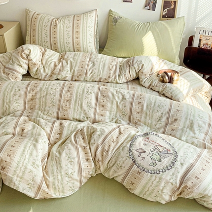 耀悦家纺2025新款a类纯棉双层纱绣花四件套 精灵花园