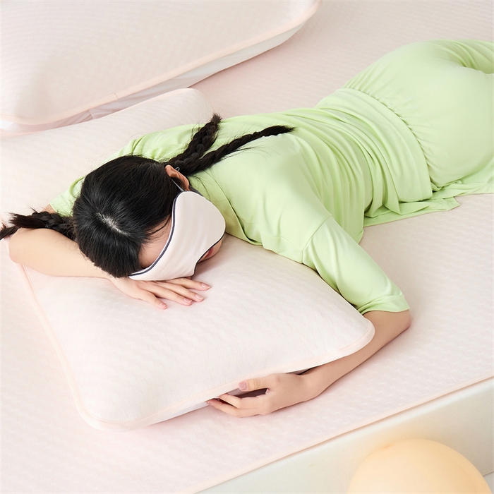 91家纺网 家纺一手货源 找家纺 凌云家纺 2025年爆款新品100%锦纶冰丝凉感三明治凉席 粉色