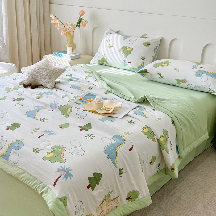 91家纺网 家纺一手货源 找家纺 爱屋及屋2025新款棉花夏被 绿色恐龙