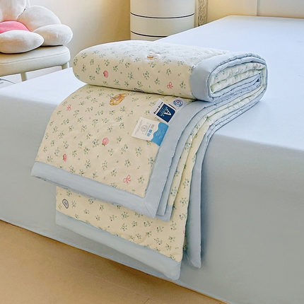 91家纺网 家纺一手货源 找家纺 （总）金喜 2025新款全棉印花夏被可爱卡通风夏凉被薄被子夏被四件套