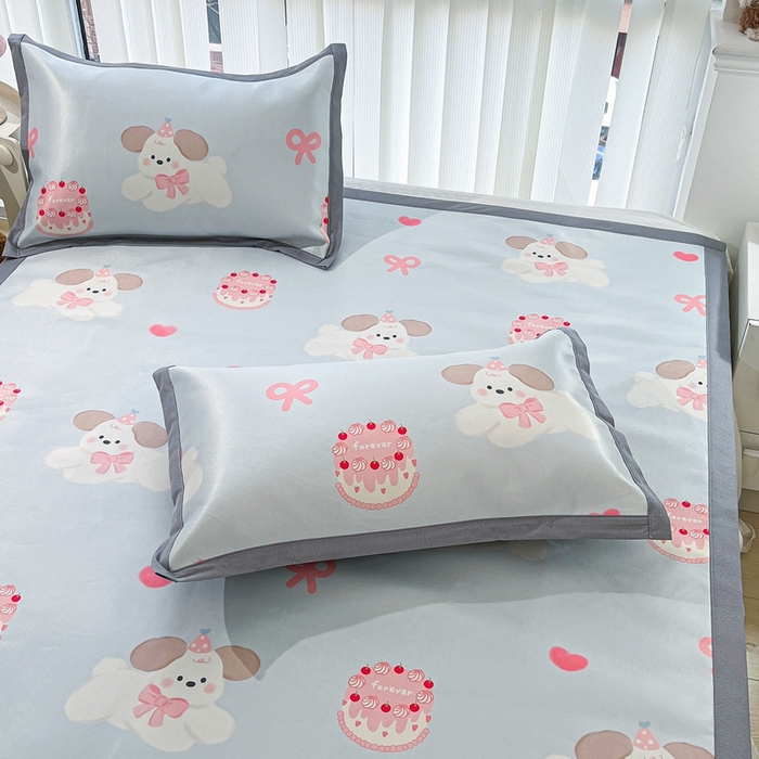 91家纺网 家纺一手货源 找家纺 川悦生活 2025新款600D立体宽边冰丝印花凉席 生日小狗