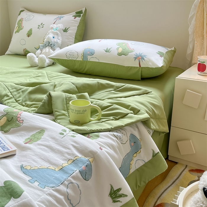 91家纺网 家纺一手货源 找家纺 梵蒂莎 2025云朵棉棉花夏被恐龙天地-绿