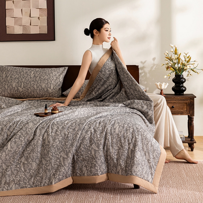 91家纺网 家纺一手货源 找家纺 吾诺 2025 全棉印花单层纱大豆夏被四件套夏凉被空调被子被芯全棉夏被 柔美