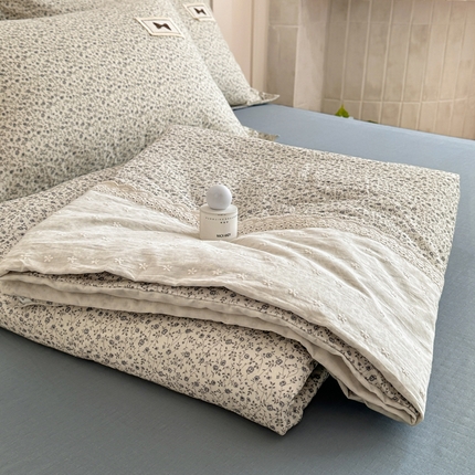 91家纺网 家纺一手货源 找家纺 帕拉美拉 2025新款全棉双层纱玉米聚乳酸夏被春秋被冬被玉米被 三件套四件套 香觅（灰）