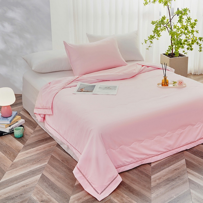 91家纺网 家纺一手货源 找家纺 （总）优姿2025新款云柔棉大豆镂空烫钻夏被被子被芯