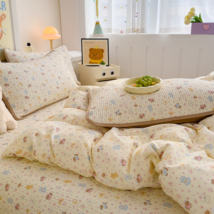 91家纺网 家纺一手货源 找家纺 赫梵茜 2025新款有氧针织双层纱单床盖床盖三件套床盖四件套 软萌萌